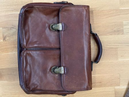 Gianni Conti Ledertasche – Braun, 40 × 30 cm